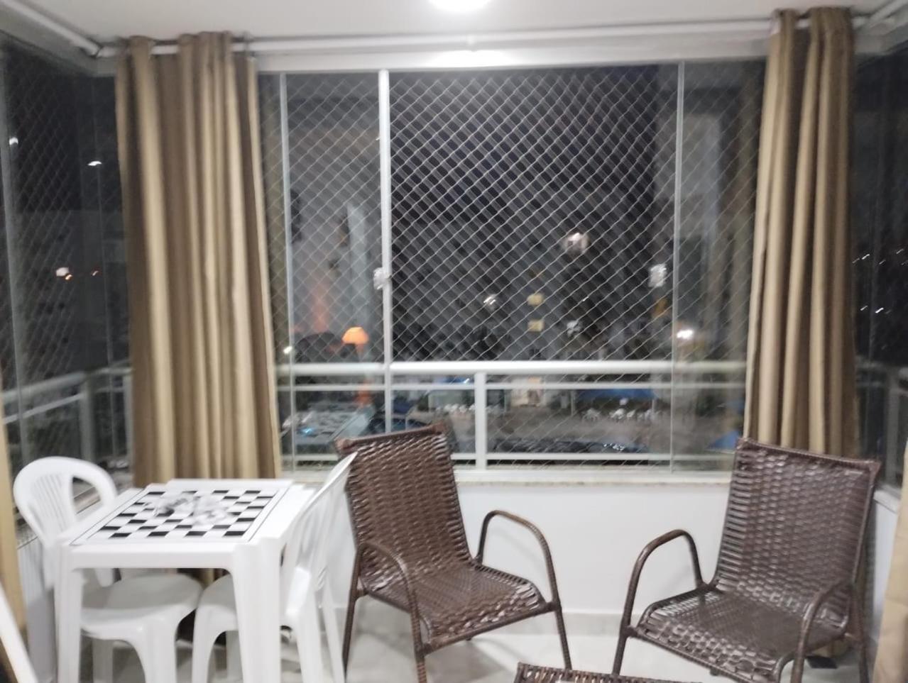 Lagoa Quente Flat Apartamento *